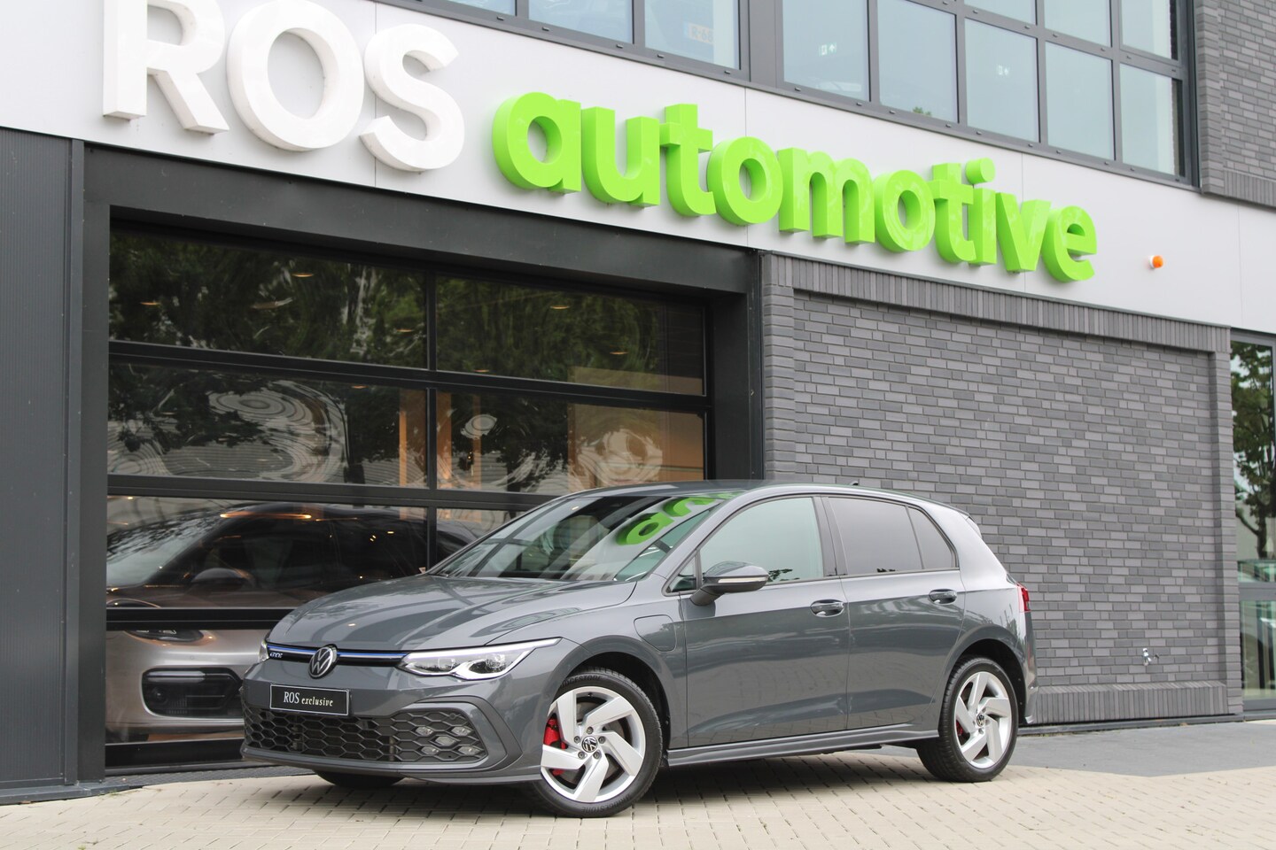 Volkswagen Golf - 1.4 eHybrid GTE | KEYLESS | STOEL & STUURVERW | DODE HOEK | SFEER | CARPLAY | - AutoWereld.nl