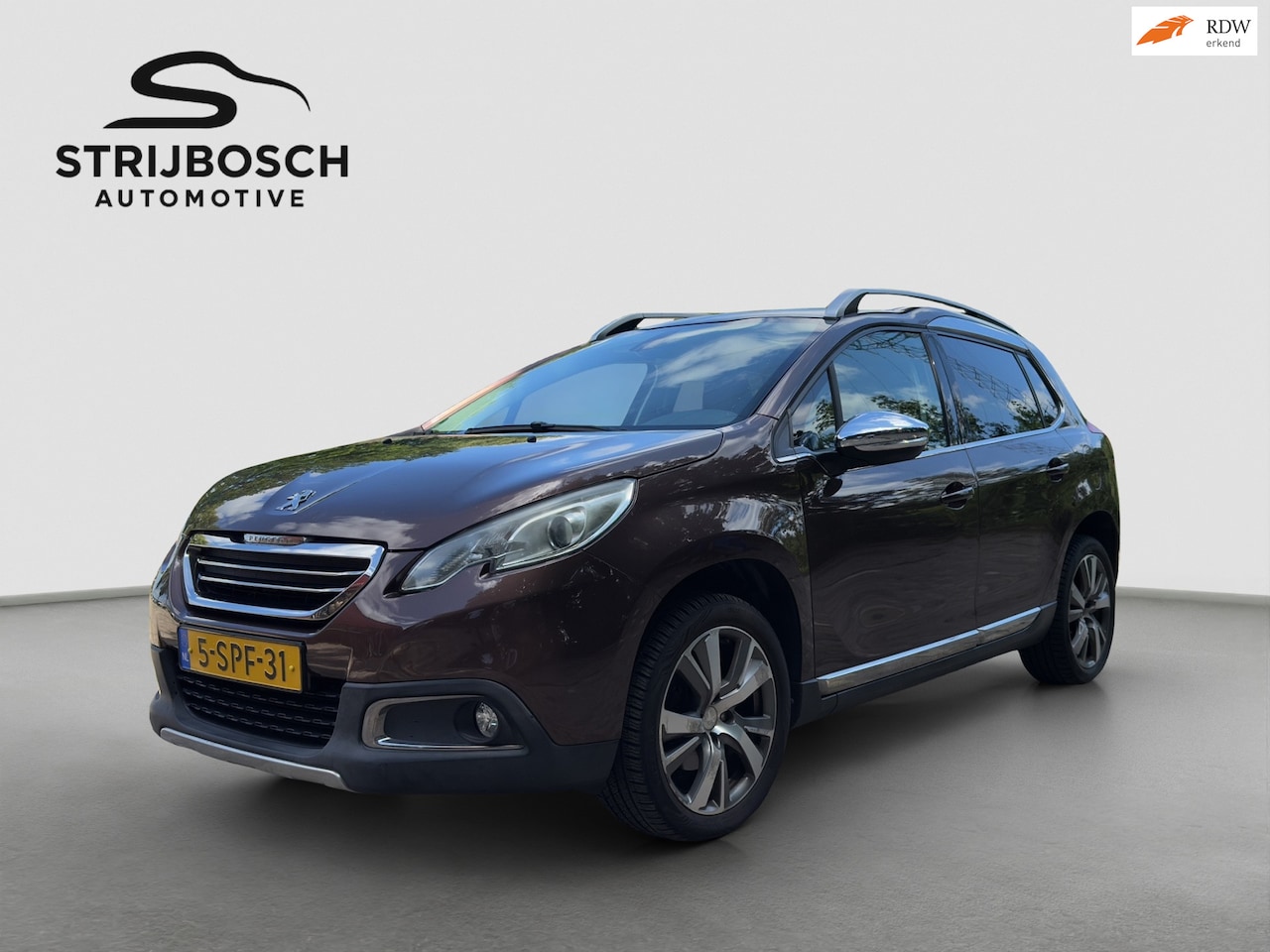 Peugeot 2008 - 1.6 VTi Féline Pano, Navi, Clima - AutoWereld.nl