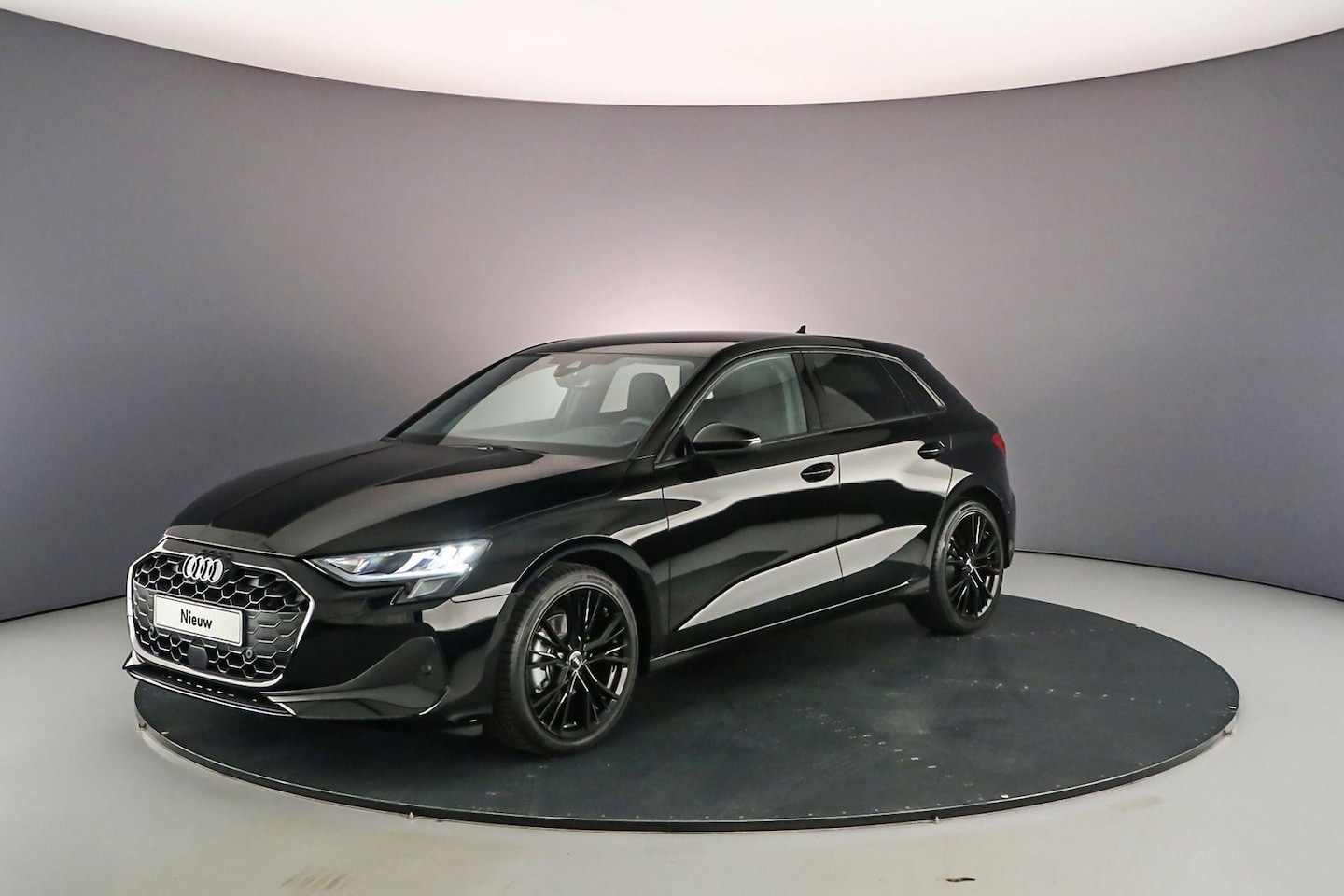 Audi A3 Sportback - 30 TFSI AUT | BLACK EDITION | Private Lease €549.- per maand all-in | €4.000,- KORTING | S - AutoWereld.nl