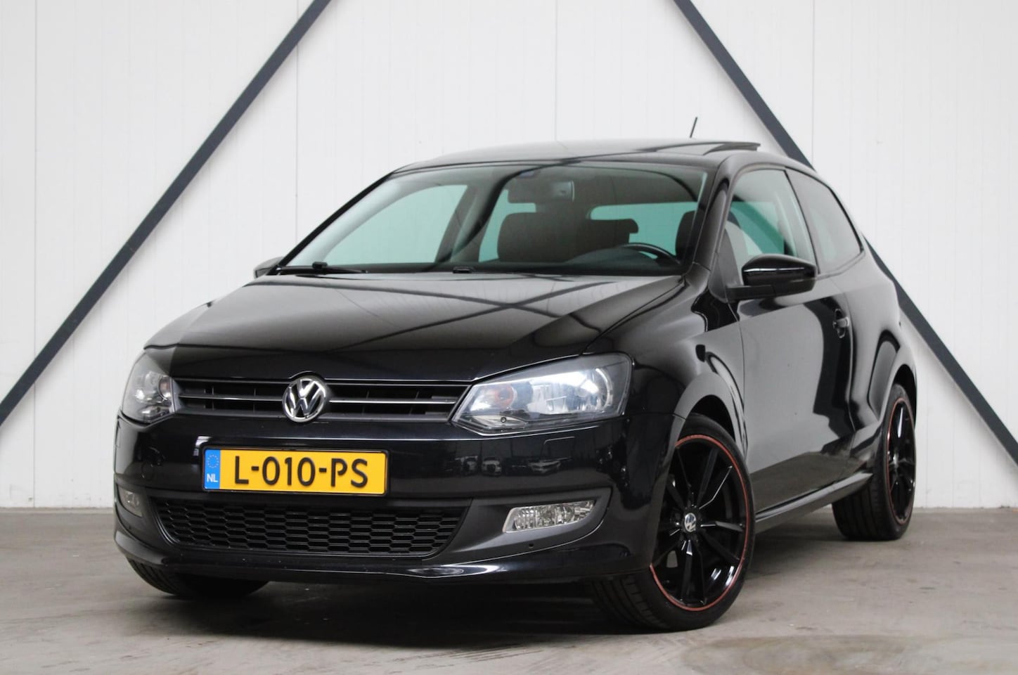 Volkswagen Polo - 1.2 TSI NWE Ketting l Panodak l Stoelverwarming l NAVI l Cruise - AutoWereld.nl