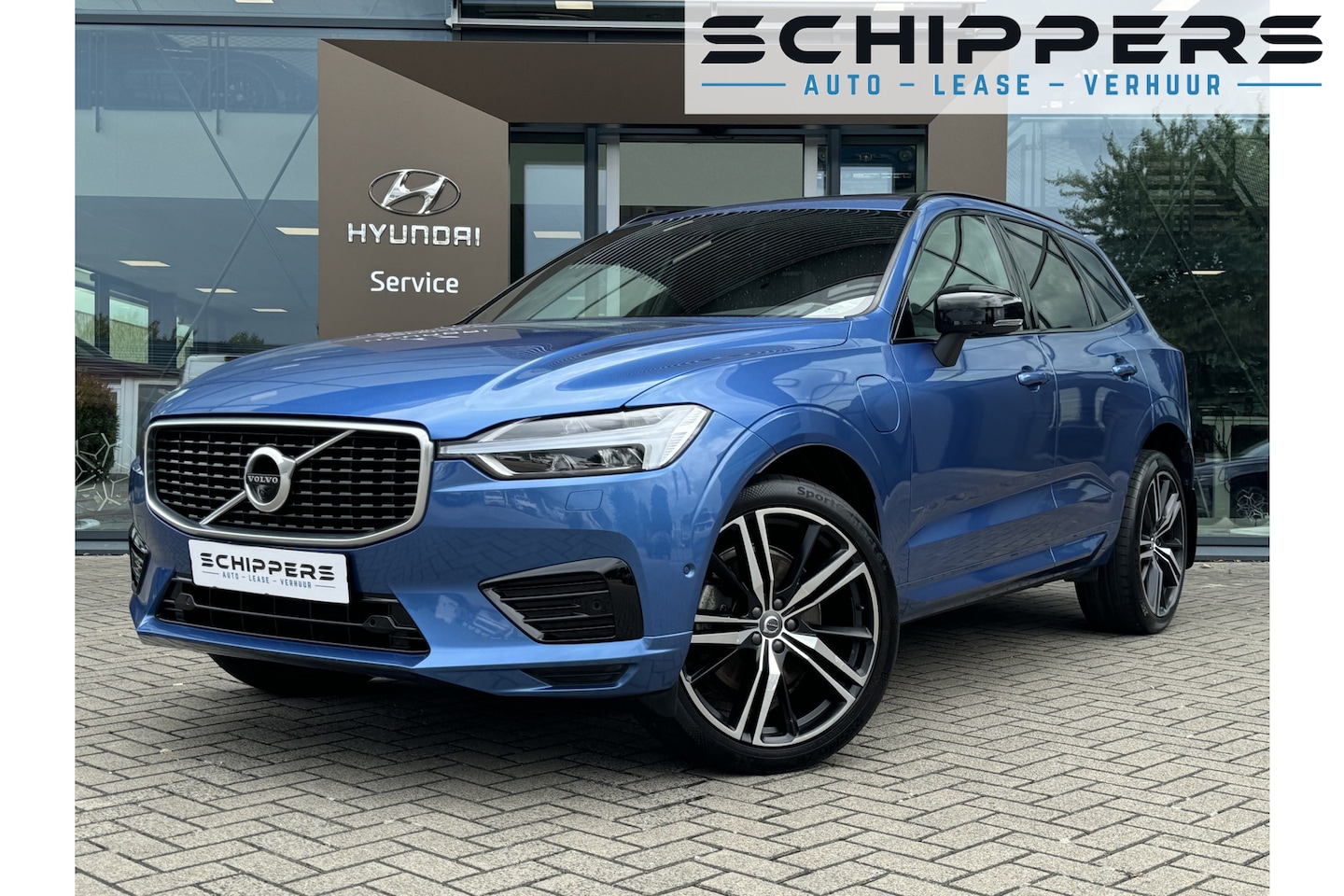 Volvo XC60 - 2.0 T8 Plug-in AWD R-Design | Panoramadak - AutoWereld.nl