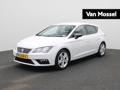 SEAT Leon - 1.0 EcoTSI Style Business Intense | Apple Carplay/Android Auto | Parkeersensoren | Climate