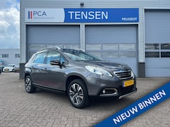 Peugeot 2008 - 1.2 82PK PureTech Urban Cross | Climate control | Trekhaak | Bluetooth | Navigatie |