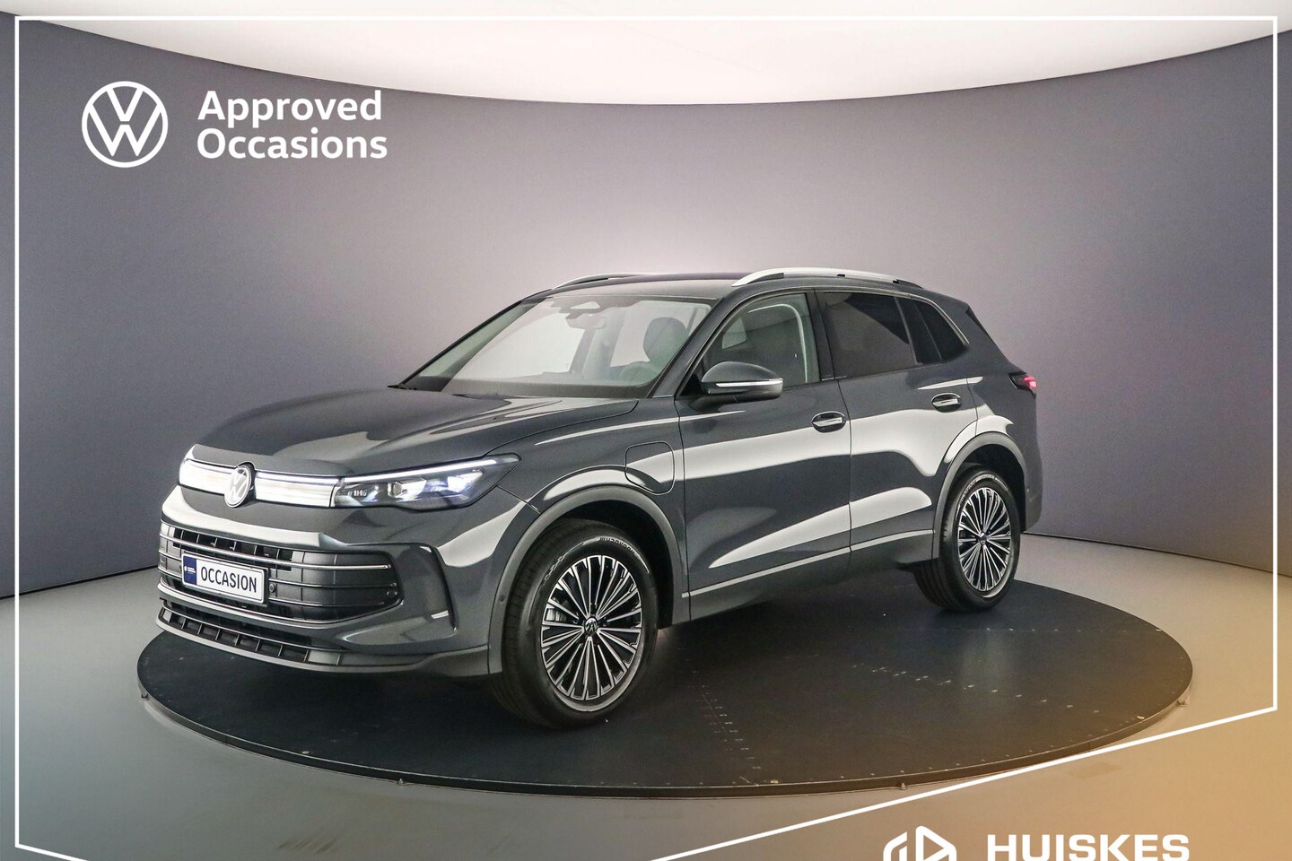 Volkswagen Tiguan - Life Edition 1.5 TSI eHybrid 204pk DSG Automaat Adaptive cruise control, Navigatie, Achter - AutoWereld.nl