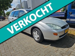 Ford Focus Wagon - 1.6-16V Trend AUTOMAAT