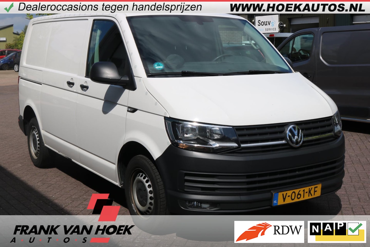 Volkswagen Transporter - 2.0 TDI L1H2 Trendline Automaat - AutoWereld.nl