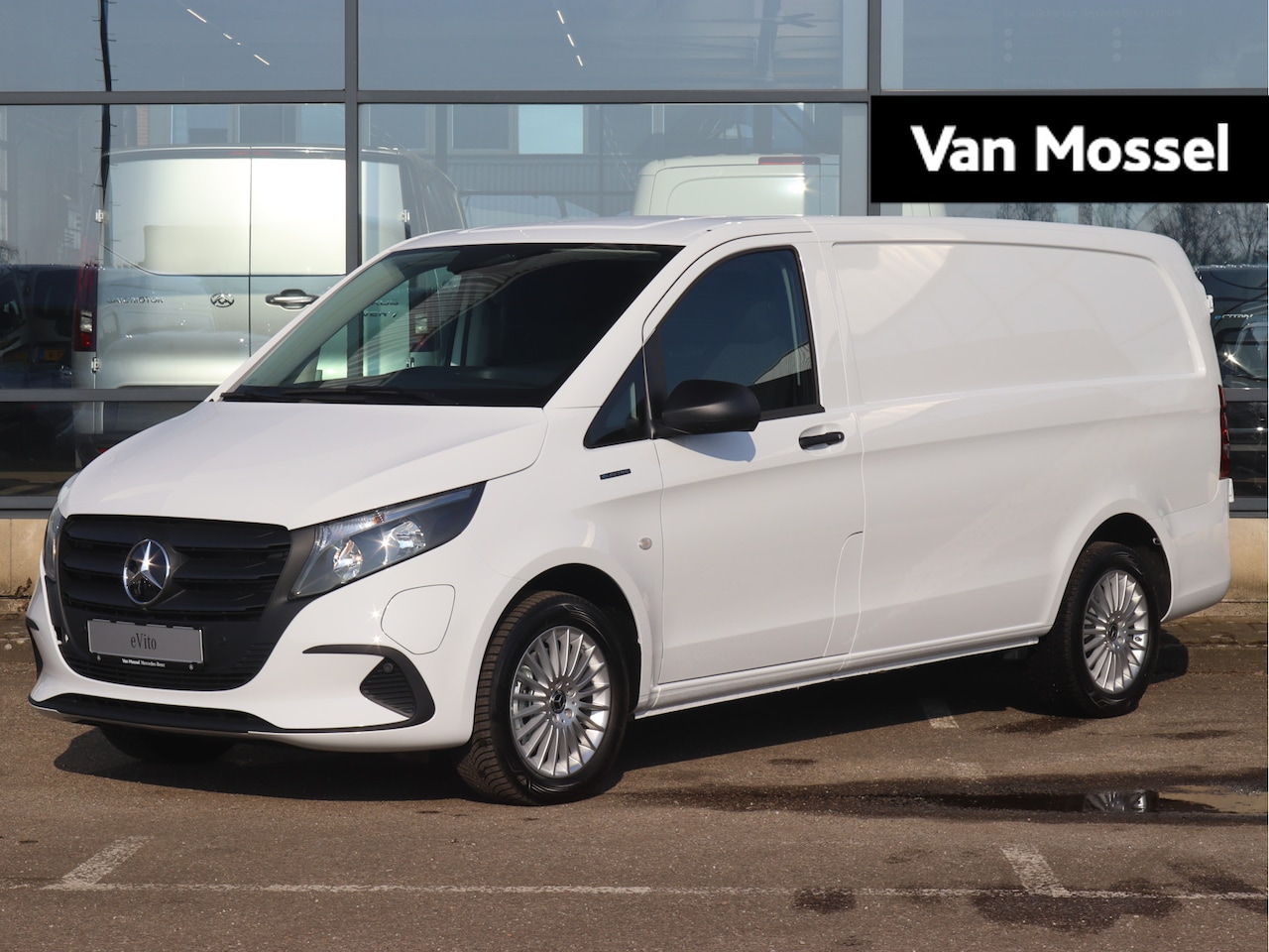 Mercedes-Benz eVito - eVito 112 L2 66 kWh 112 L2 66 kWh - AutoWereld.nl