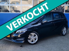 Mercedes-Benz B-klasse - 180 Ambition / Cruise control / Trekhaak wegklapbaar / Led verlichting / Bluetooth / Parke