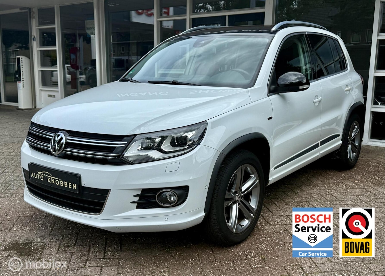 Volkswagen Tiguan - 1.4 TSI R-Line CityScape Xenon/Led, Climat, Camera, LM.. - AutoWereld.nl