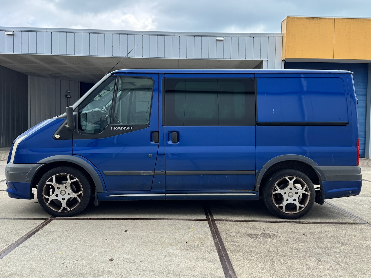 Ford Transit - 260S 2.2 TDCI Sport Van DC 260S 2.2 TDCI Sport Van DC - AutoWereld.nl
