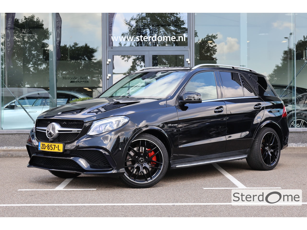 Mercedes-Benz M-klasse - 500 I V8 l Compleet GLE 63AMG uitgevoerd I Panorama dak I 360 camera I Leder I Memory l Ha - AutoWereld.nl
