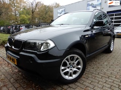 BMW X3 - 2.0i Executive YOUNGTIMER