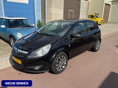 Opel Corsa - 1.2-16V '111' Edition bj. 2010 Airco koud nwe APK Leuke uitvoering met NAP en boekjes. APK
