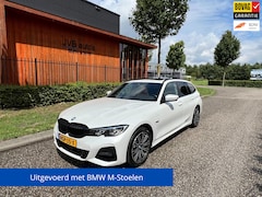 BMW 3-serie Touring - 330e xDrive M- sport, SoH 98, 98 M- stoel, leder, trekhaak, pano, hud