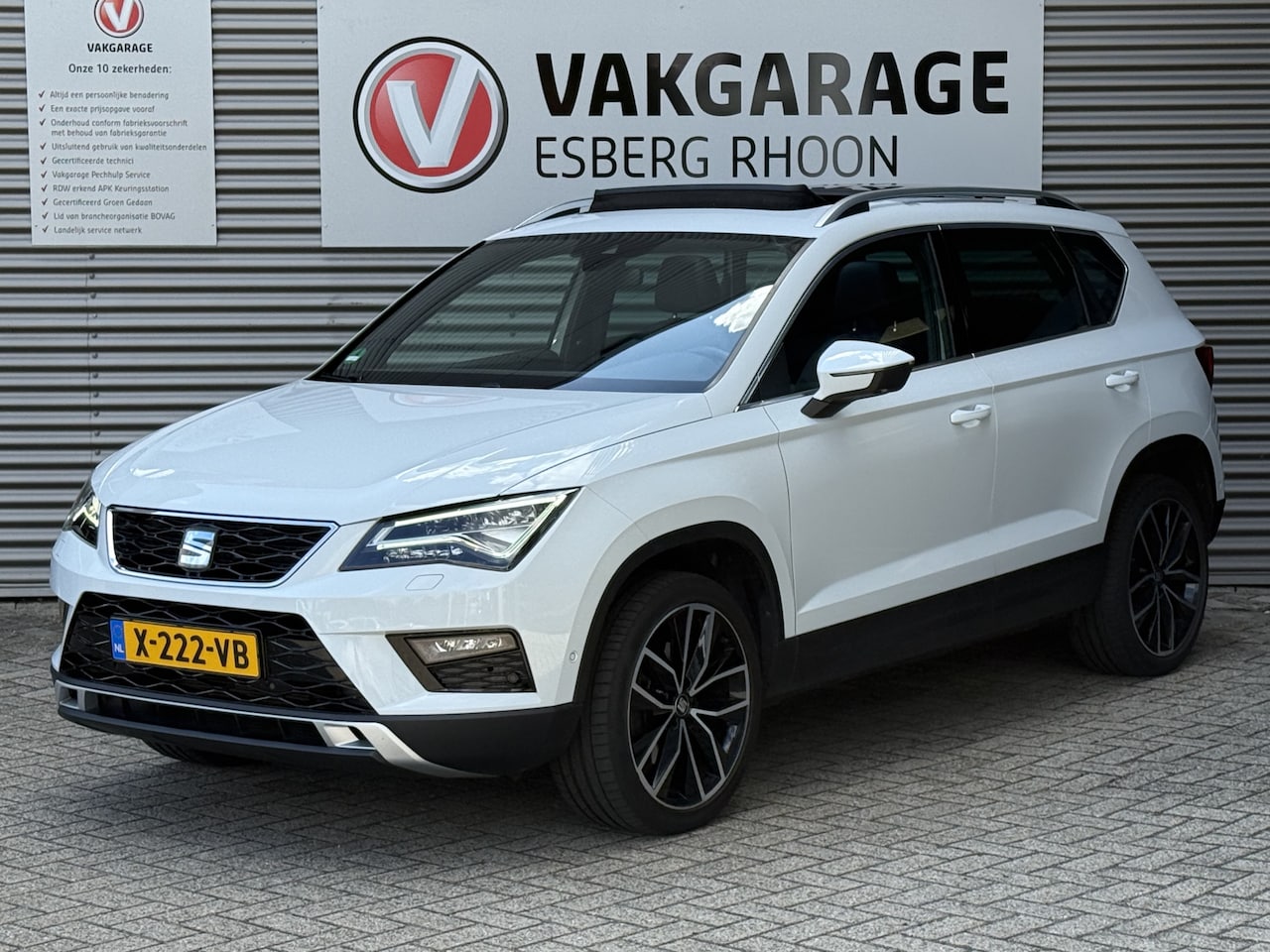 SEAT Ateca - 1.5 TSI Xcellence PANO,NAV/CAM,TREKHAAK - AutoWereld.nl