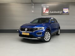 Volkswagen T-Roc - 1.0 TSI SPORT/NAVI/DIGI CP/PDC/LED/CARPLAY/ADAPTIVE CR/ENZ