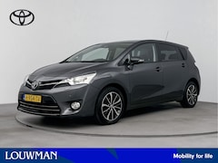 Toyota Verso - 1.8 VVT-i Executive 7p. Limited | Navigatie | Parkeersensoren voor en achter | Panoramadak