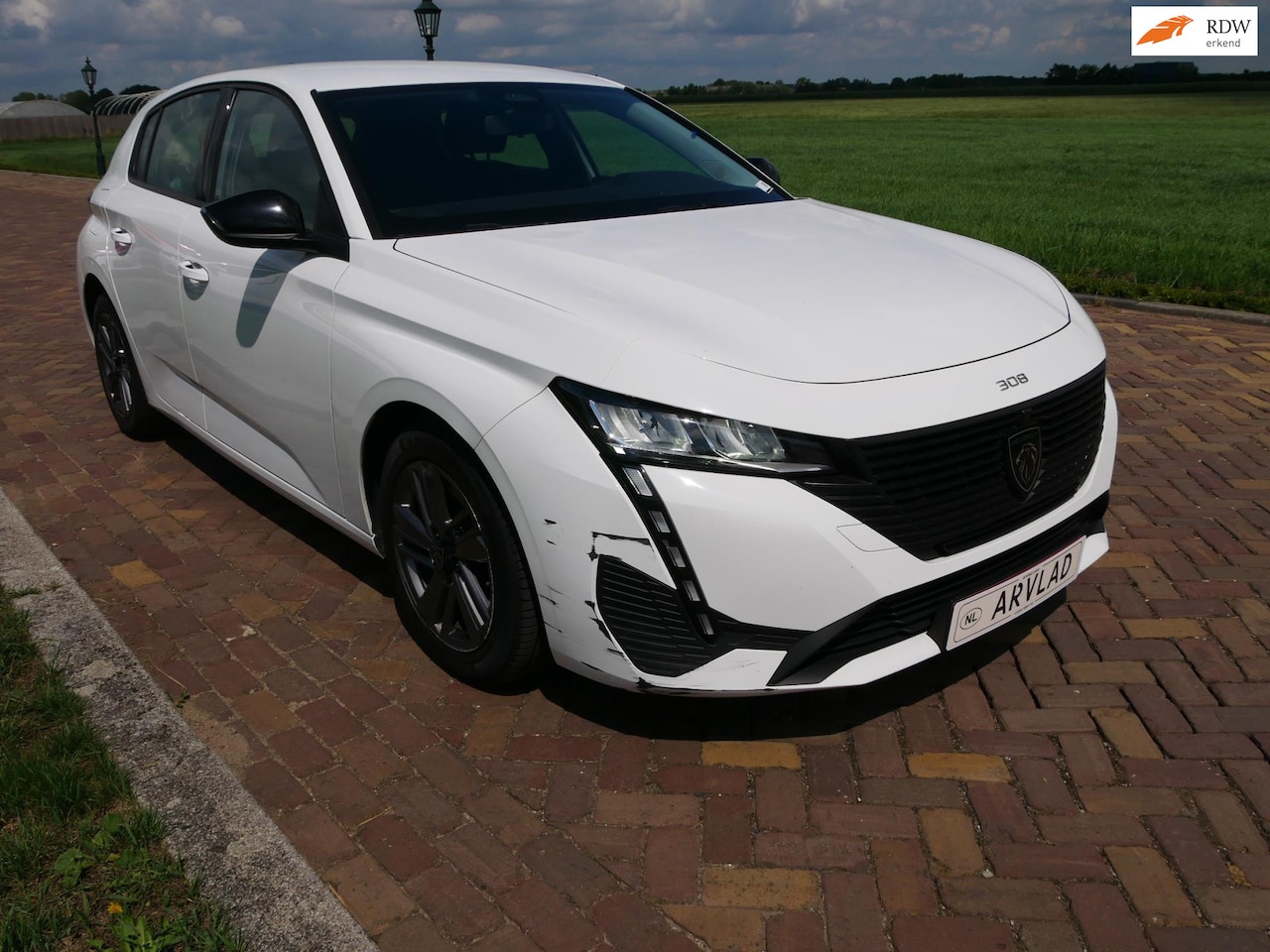 Peugeot 308 - 1.5 BlueHDi Active Pack AC NAVI ** 10499 NETTO ** - AutoWereld.nl