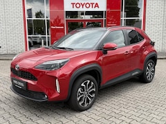 Toyota Yaris Cross - 1.5 Hybrid STYLE PANODAK EL-ACHTERKLEP HEAD-UP KEYLESS STOEL/STUURVERW NAVI