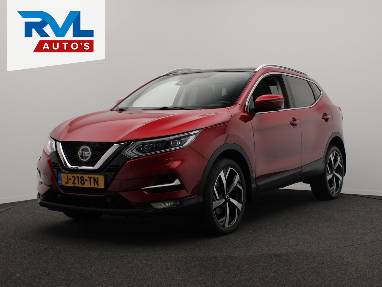 Nissan Qashqai - 1.3 DIG-T Tekna Pano/dak Leder Rondomzicht/Camera - AutoWereld.nl