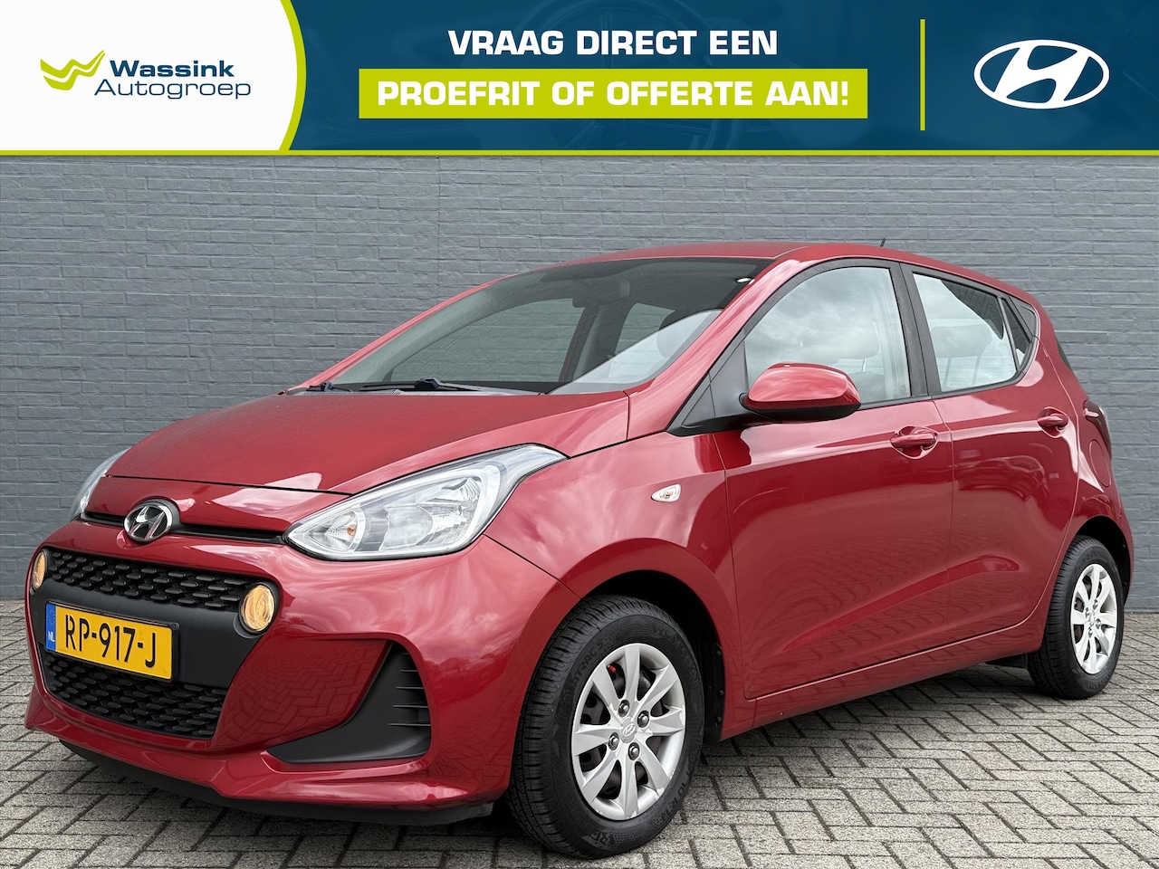 Hyundai i10 - 1.0i 66pk Blue 4pl. Comfort | Cruise Control | Limiter | Aux & Usb Aansluiting - AutoWereld.nl