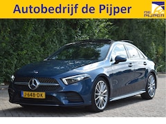 Mercedes-Benz A-klasse - 220 Premium Plus AMG Line 191 PK | NL-Auto | Zéér vol | Burmester | Keyless | Stoelmassage