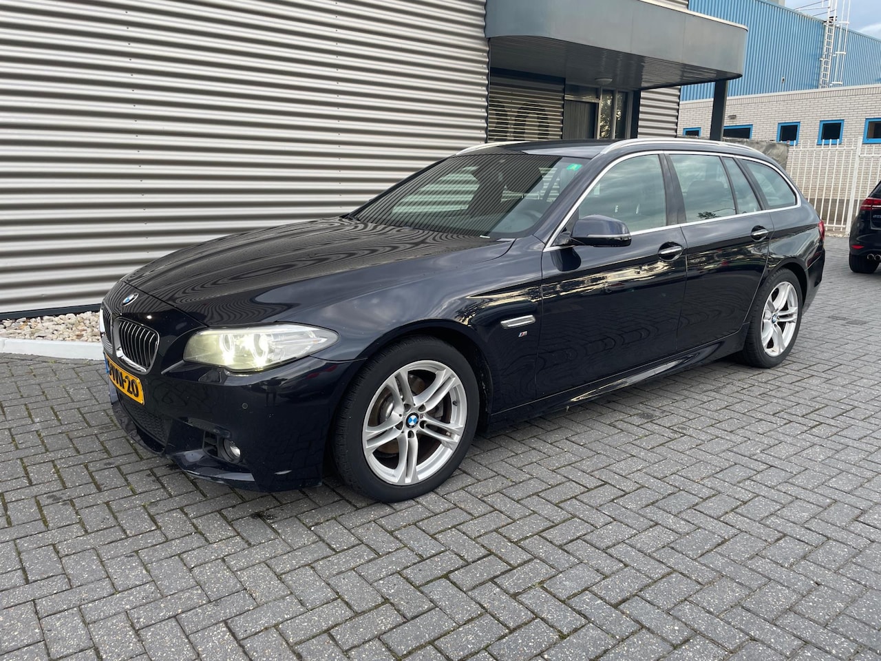 BMW 5-serie Touring - 520i Executive 520i Executive - AutoWereld.nl
