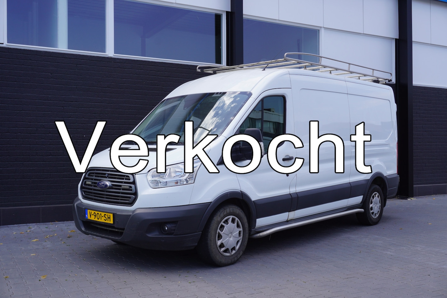 Ford Transit - 2.0 TDCI 170PK L3H2 AWD EURO 6 - Airco - Navi - Cruise - € 9.900,- Excl. - AutoWereld.nl