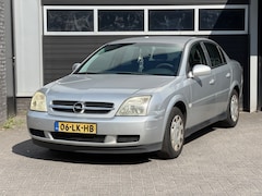 Opel Vectra - 1.8-16V Comfort Navigator
