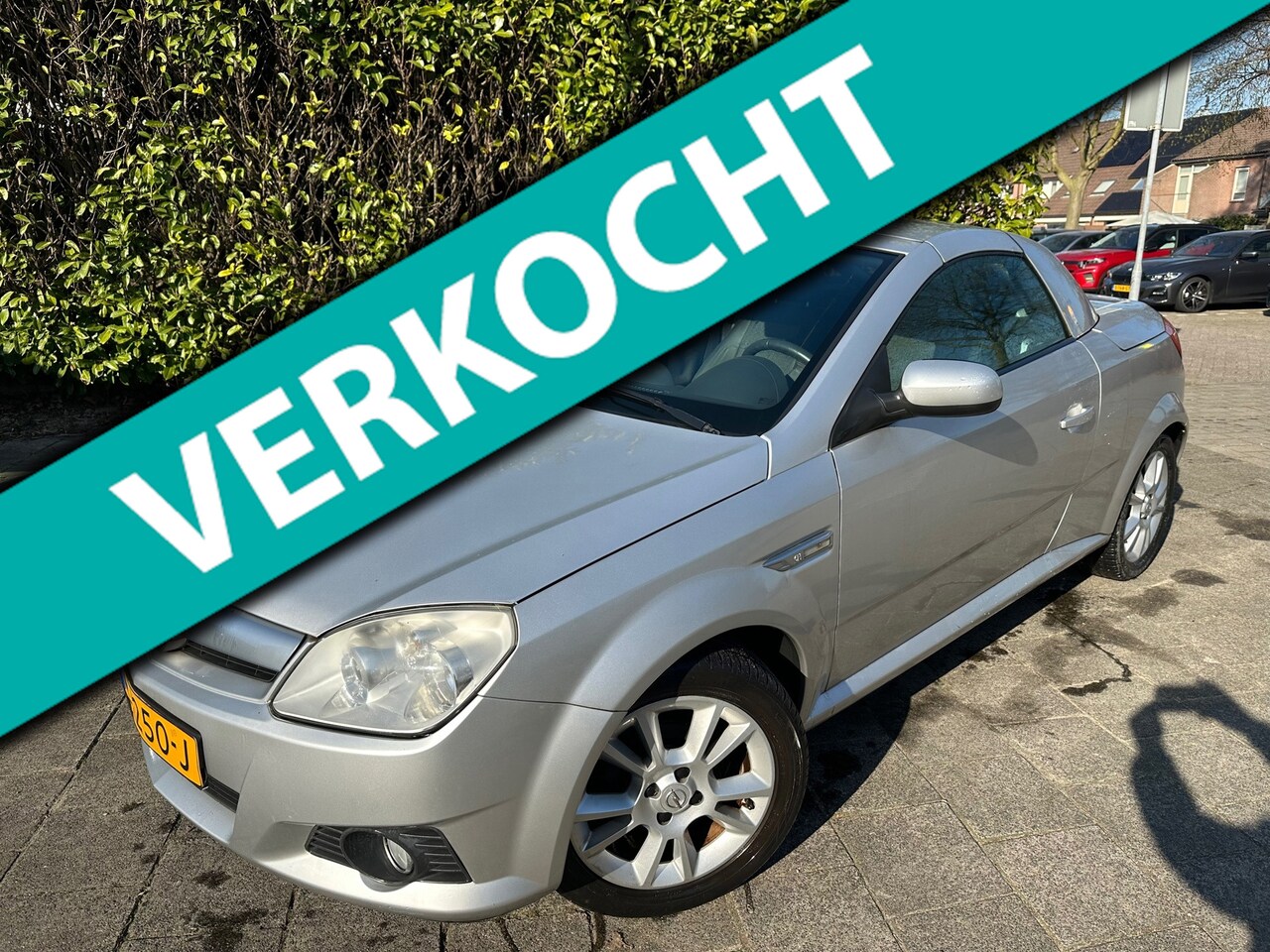 Opel Tigra TwinTop - MET AIRCO, APK & HET DAK KAN NIET OPEN! - AutoWereld.nl