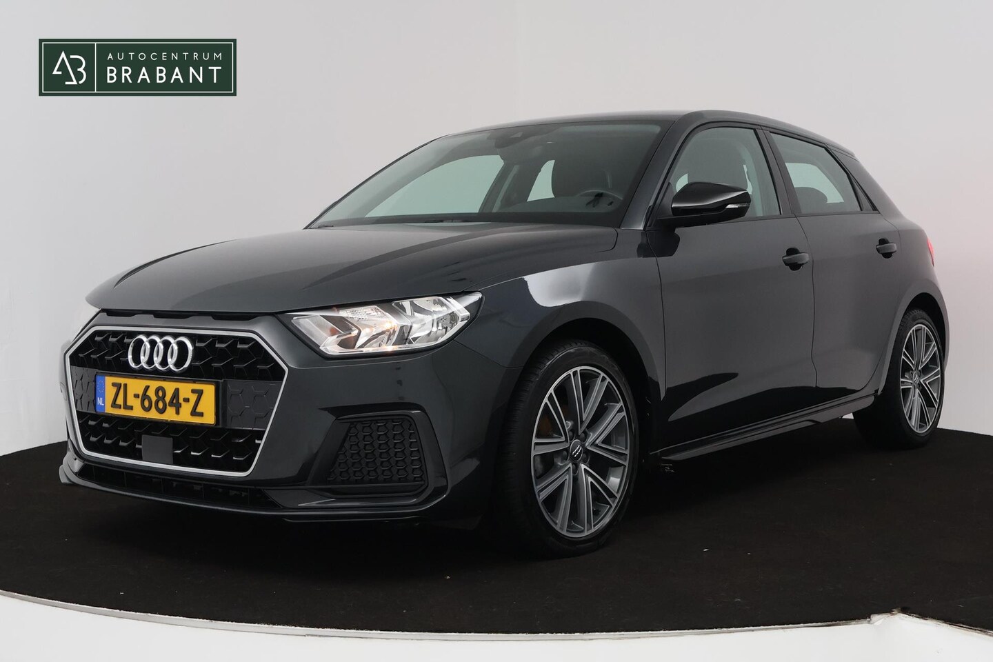 Audi A1 Sportback - 25 TFSI epic (PARKEERSENSOREN, LANE-ASSIST, CRUISE CONTROL, NAVIGATIE, NL-AUTO) - AutoWereld.nl