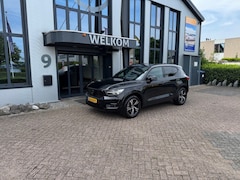 Volvo XC40 - R-design, Black-edition, Navi, adap. cruisecontrl, trekhk, LM-velgen