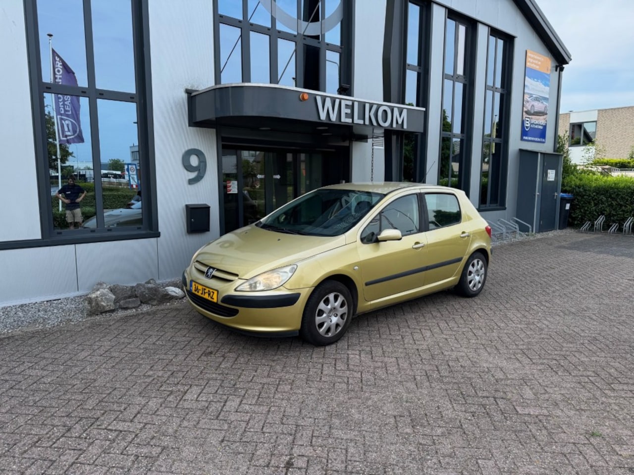 Peugeot 307 - 1.6 climatcntrl, trekhk, radio-cd - AutoWereld.nl