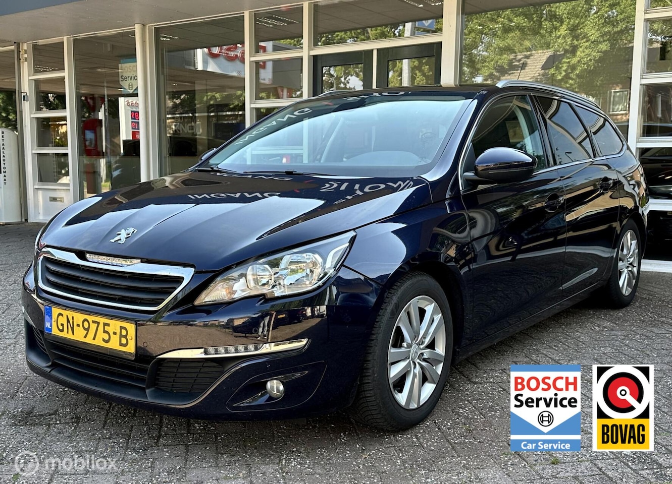 Peugeot 308 SW - 1.6 BlueHDI Blue Lease Executive Pano, Navi, Bluetooth, LM.. - AutoWereld.nl