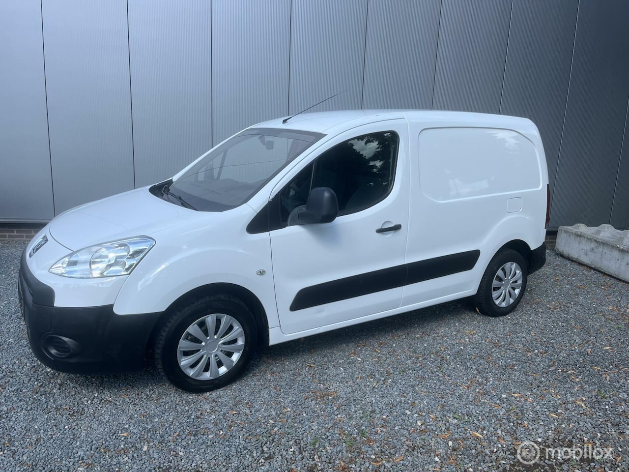 Peugeot Partner - bestel 120 1.6 HDI L1 XR - AutoWereld.nl
