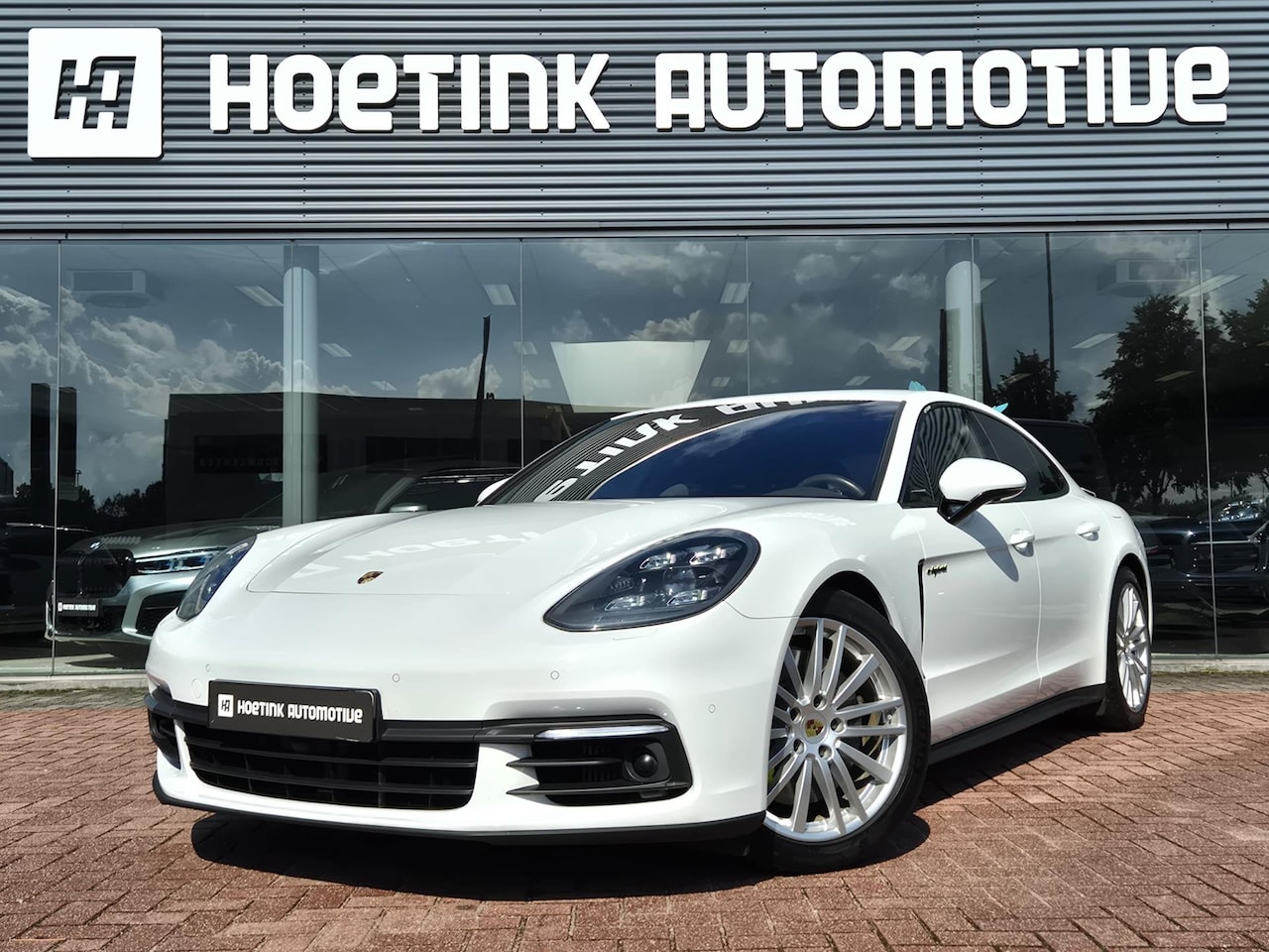 Porsche Panamera - 2.9 4 E-Hybrid | Vierwielsturing | Matrix LED | 360° camera - AutoWereld.nl