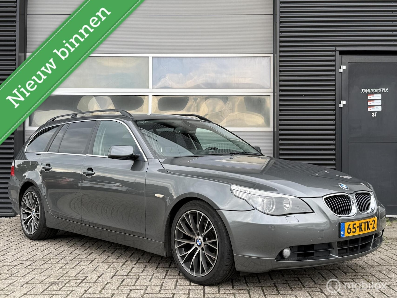 BMW 5-serie Touring - 525i Executive 525i Executive - AutoWereld.nl
