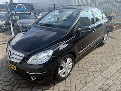 Mercedes-Benz B-klasse - Automaat Afn trekhaak NAP 200