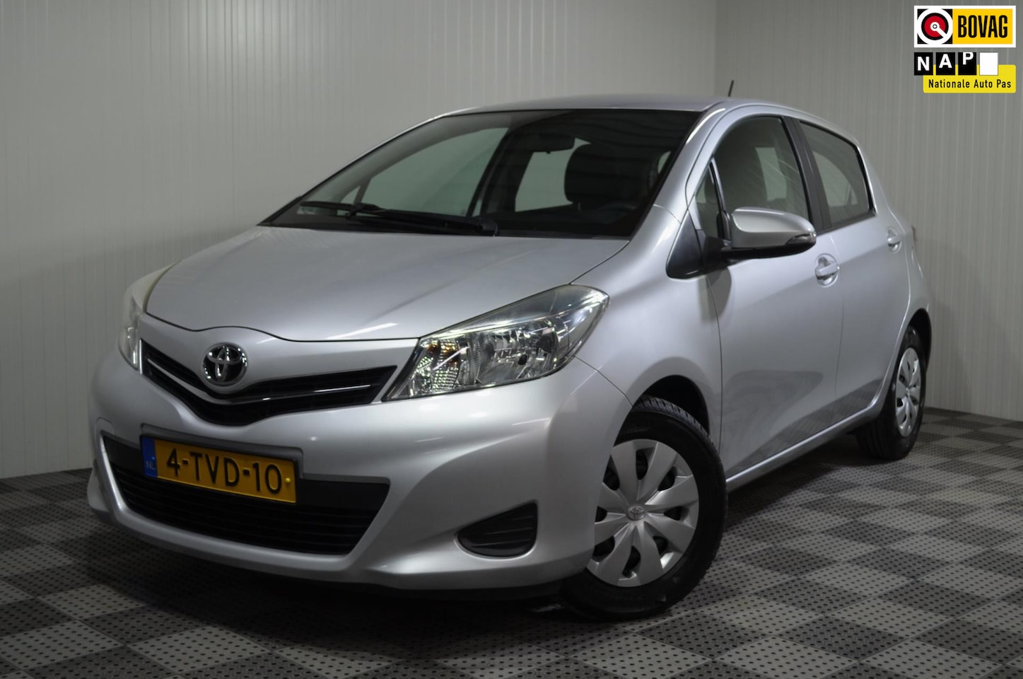 Toyota Yaris - 1.0 VVT-i Now / Airco / NL auto - AutoWereld.nl