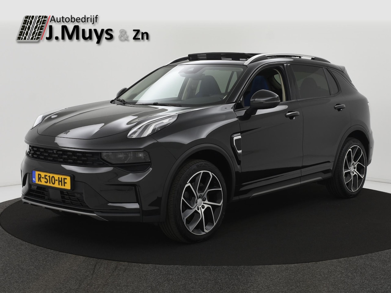 Lynk & Co 01 - 1.5 PHEV 262PK BLACKLINE PANODAK|ACC|BLIS|STOELVERW|360CAMERA|MEMORYSTOEL|NLD AUTO - AutoWereld.nl