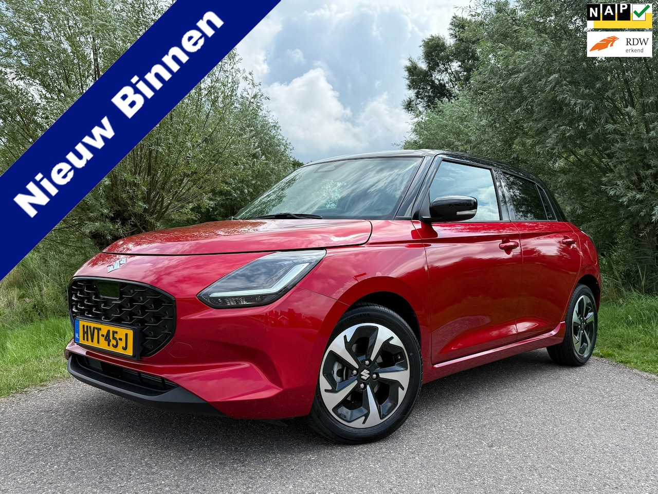 Suzuki Swift - 1.2 Style Smart Hybrid Clima Stoelverwarming Navi Carplay Electrisch pakket - AutoWereld.nl