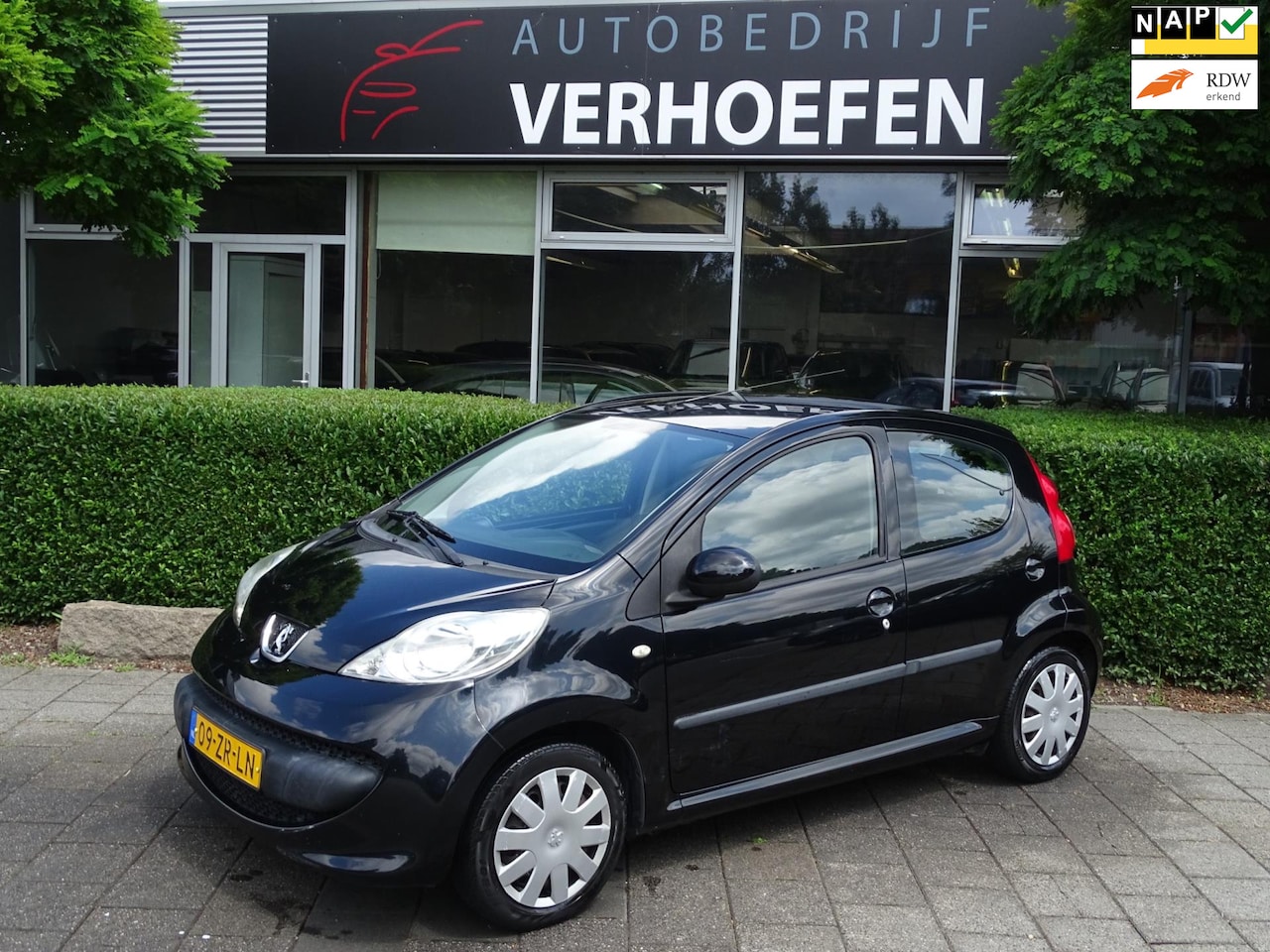 Peugeot 107 - 1.0-12V XS - AIRCO - NAP KM STAND - ELEKTR RAMEN - 5 DEURS - APK TOT JUNI 2026 - AutoWereld.nl