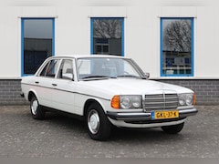 Mercedes-Benz 200-280 (W123) - 240 D | Super origineel | 1e eigenaar