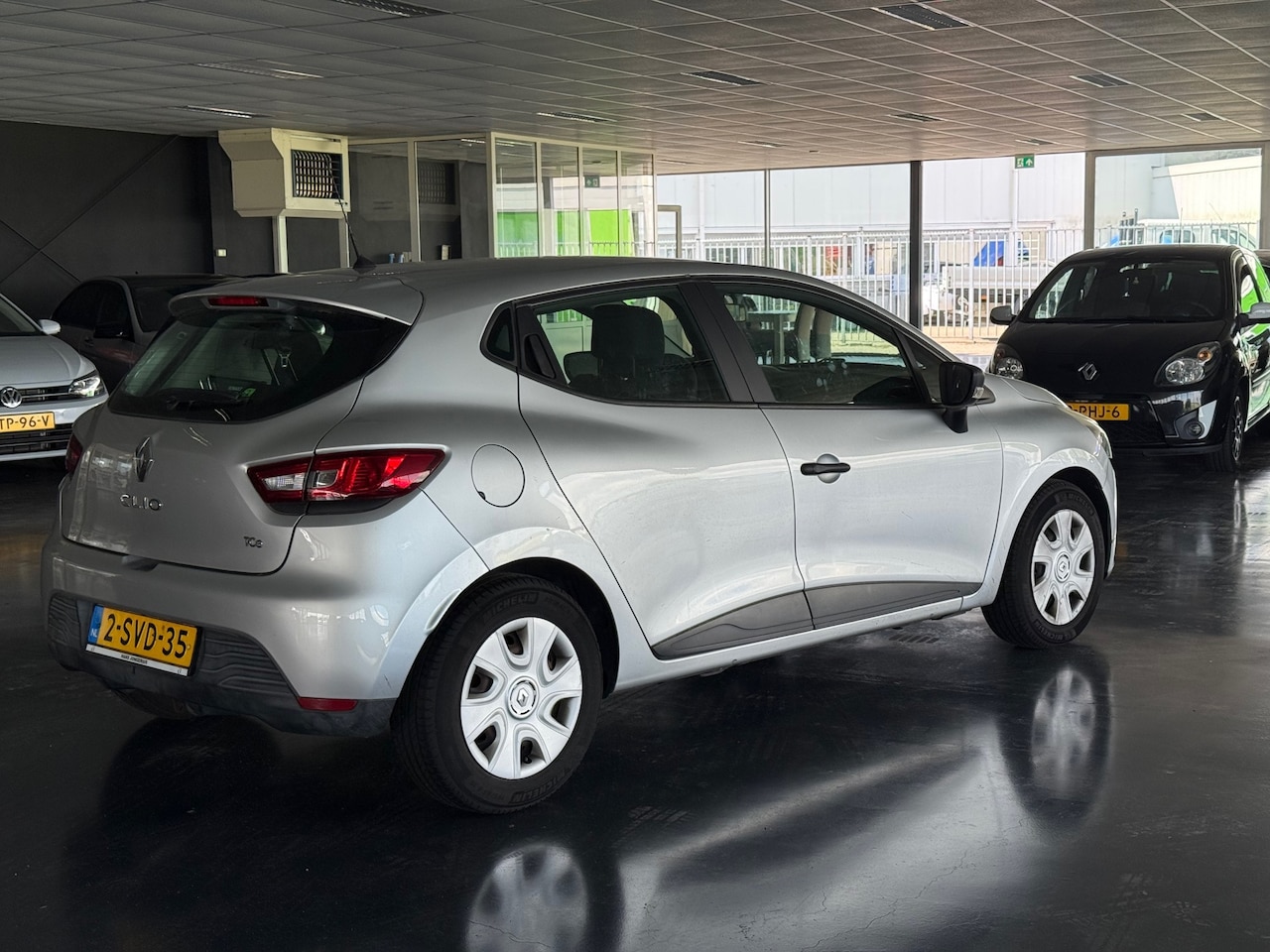 Renault Clio - 0.9 TCe Authentique 0.9 TCe Authentique - AutoWereld.nl