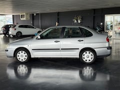 SEAT Cordoba - 1.4-16V Signo