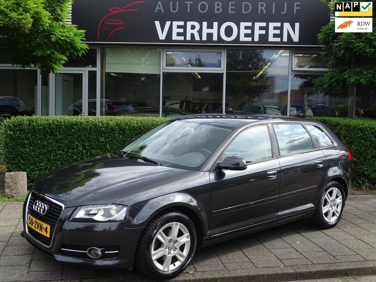 Audi A3 Sportback - 1.2 TFSI Attraction Advance - AUTOMAAT - XENON - NAVIGATIE - CLIMATE / CRUISE - NAP KM STA - AutoWereld.nl