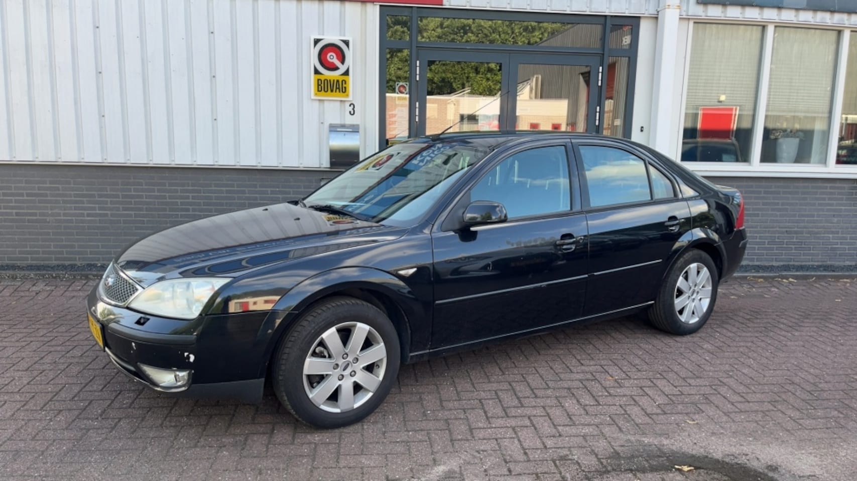 Ford Mondeo - 1.8-16V Futura trekhaak Airco defect nwe APK - AutoWereld.nl