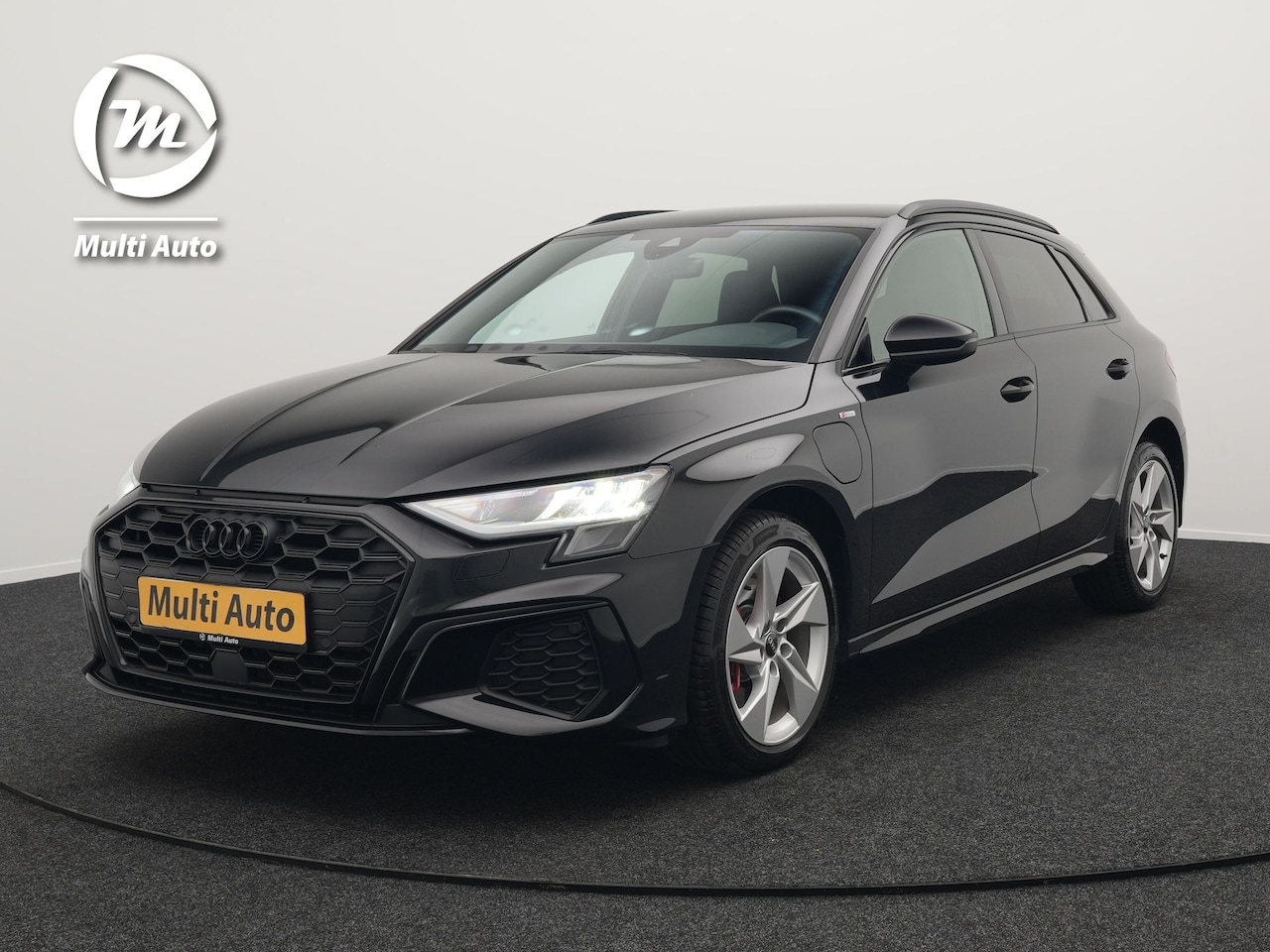 Audi A3 Sportback - 45 TFSI e S edition Competition Plug In Hyrbrid 245pk Dealer O.H PHEV | Cruise Control | L - AutoWereld.nl