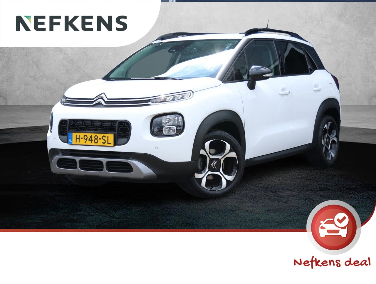 Citroën C3 Aircross - 1.2 PureTech S&S Shine 1ste eigenaar | Navigatie | Camera | Armsteun | Apple Carplay & And - AutoWereld.nl