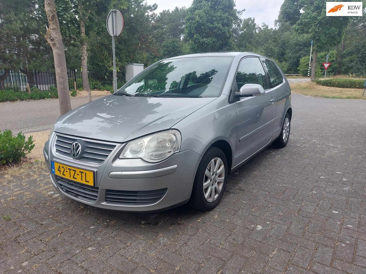 Volkswagen Polo - 1.4-16V Trendline 1.4-16V Trendline - AutoWereld.nl